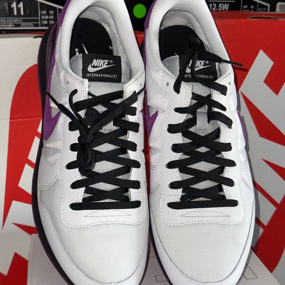 Nike By You “Internationalist” Men’s Size 11 US *New with og box* Purple/Black - Picture 7 of 10
